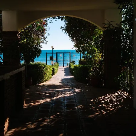 La Petite Foret Seaview Flat Close To Marbella