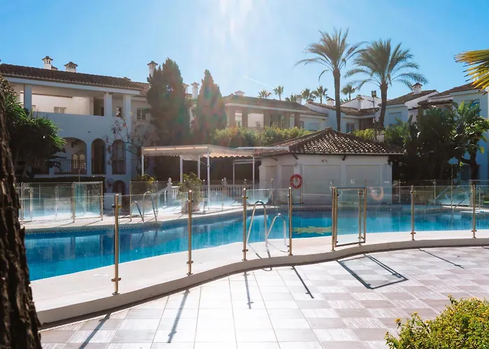 La Petite Foret Seaview Flat Close To Marbella 아파트 에스테포나