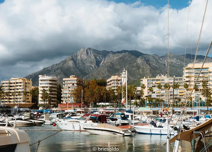 La Petite Foret Seaview Flat Close To Marbella *