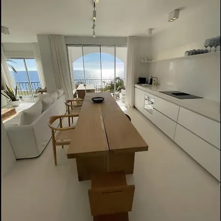 La Petite Foret Seaview Flat Close To Marbella *